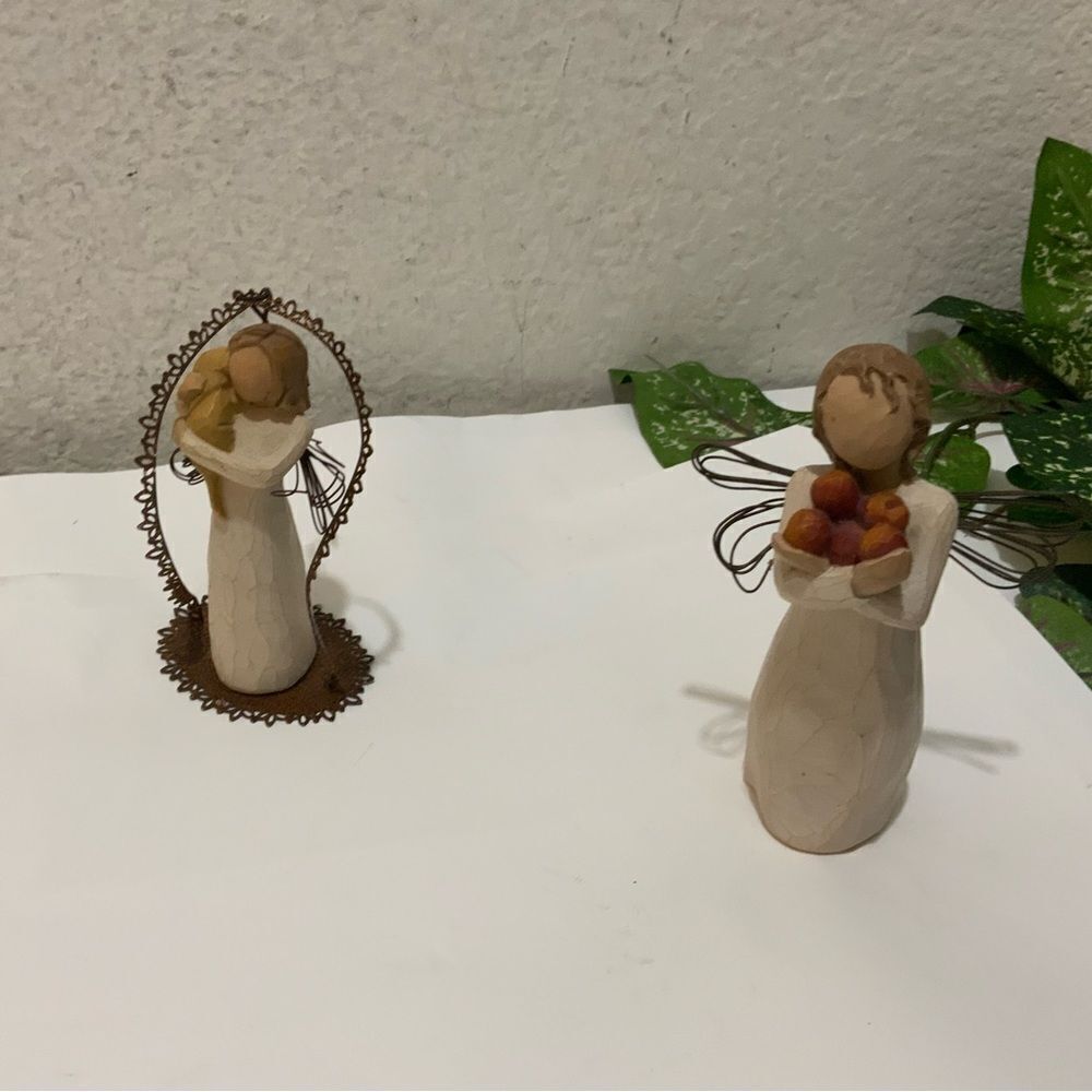 Willow Tree "Good Health" Angel & angel of friendship  Figurines